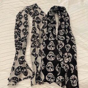 Skull scarfs